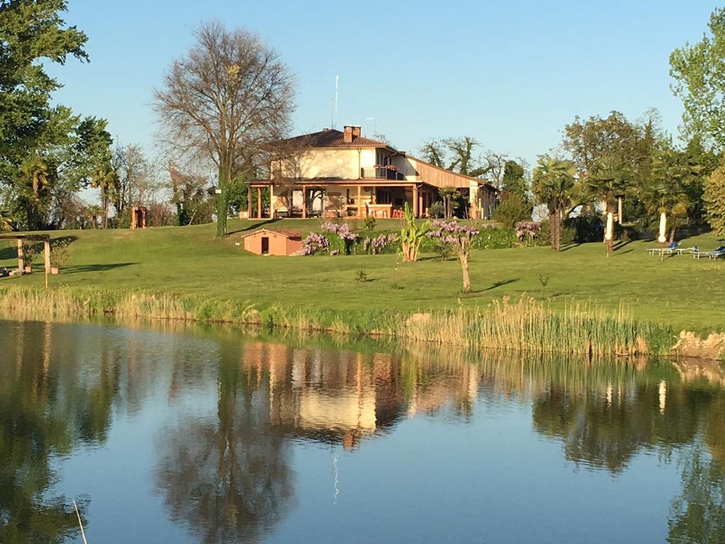 Готель Agriturismo Zio Michele Ізола-делла-Скала Екстер'єр фото