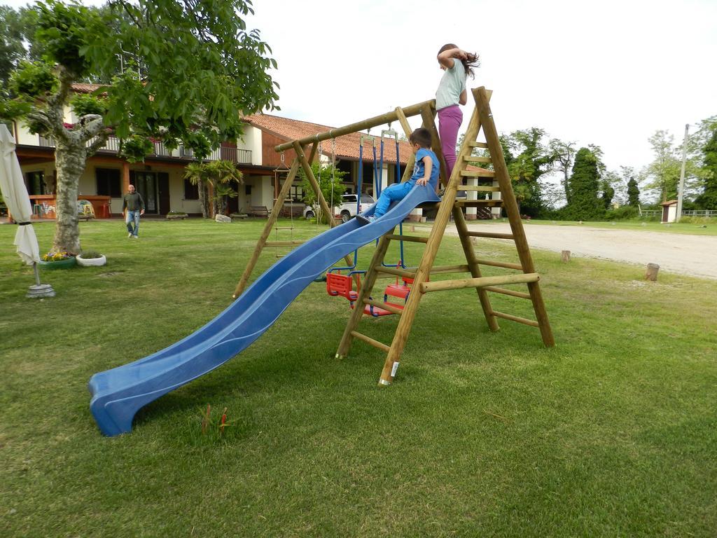 Готель Agriturismo Zio Michele Ізола-делла-Скала Екстер'єр фото